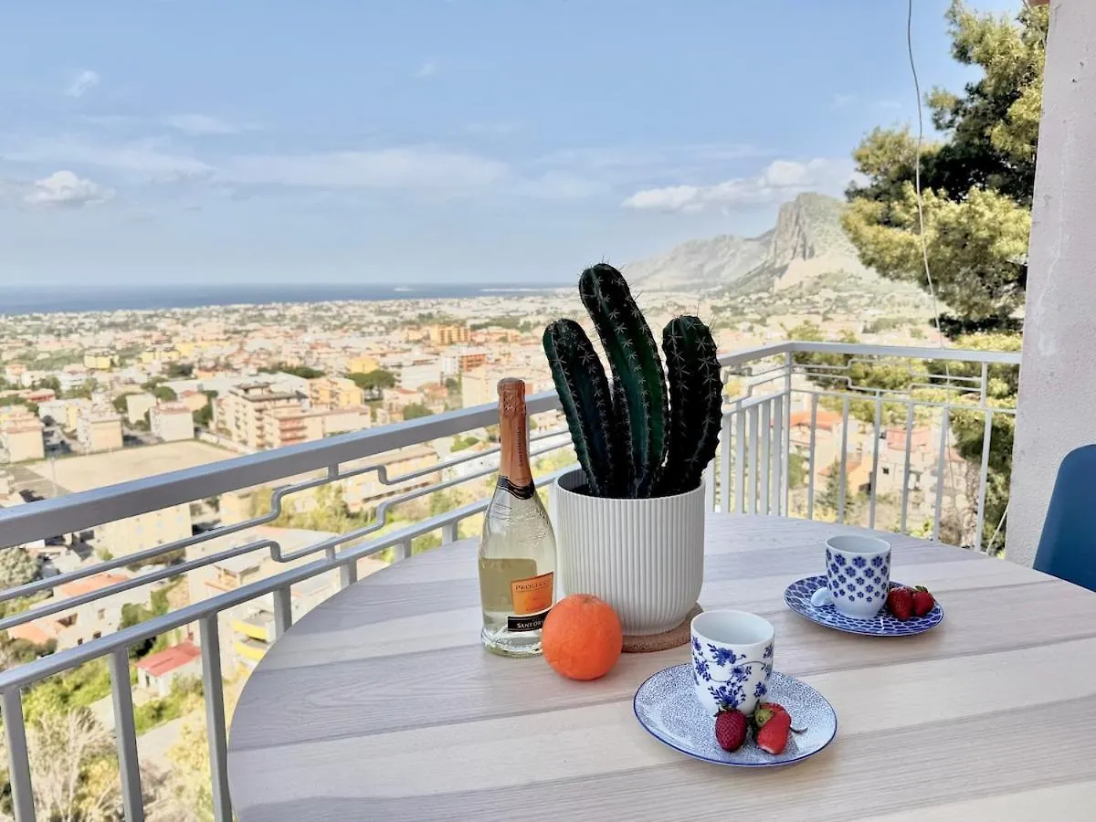 The Best View Sicily&Jacuzzi Carini 0*,