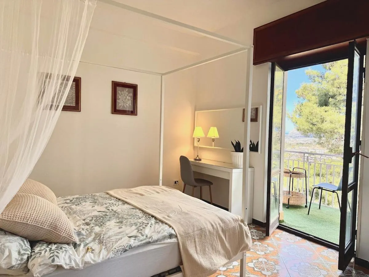 The Best View Sicily&Jacuzzi Carini Apartment
